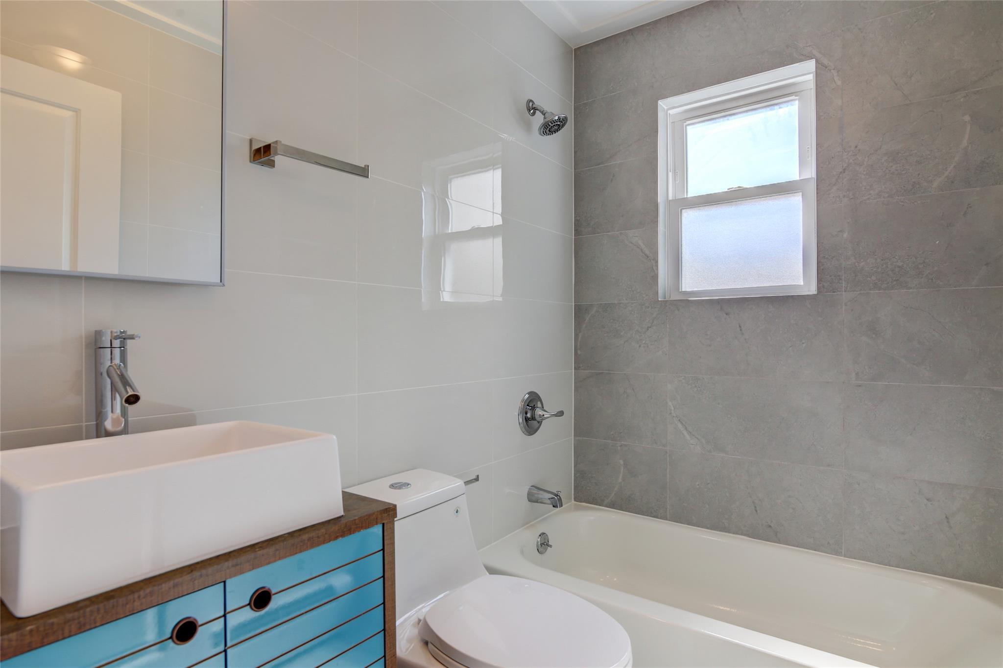 Single Family 127th  Queens, NY 11418, MLS-880395-4