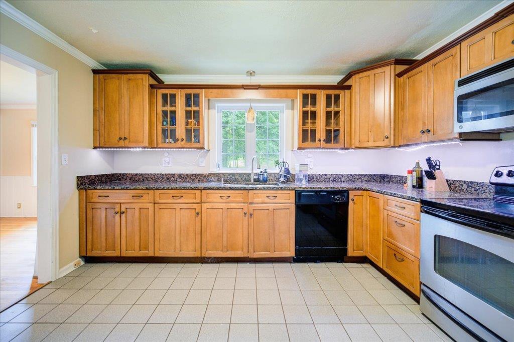 Single Family Seaman  Dutchess County, NY 12601, MLS-880401-13