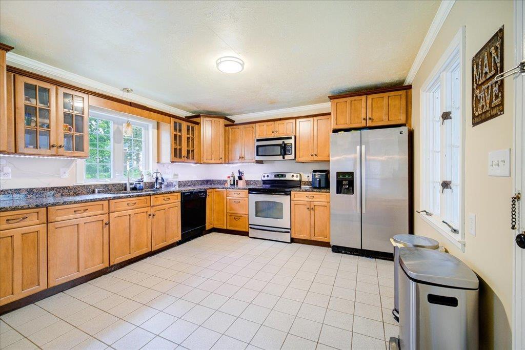 Single Family Seaman  Dutchess County, NY 12601, MLS-880401-14