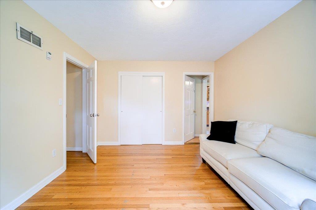 Single Family Seaman  Dutchess County, NY 12601, MLS-880401-16