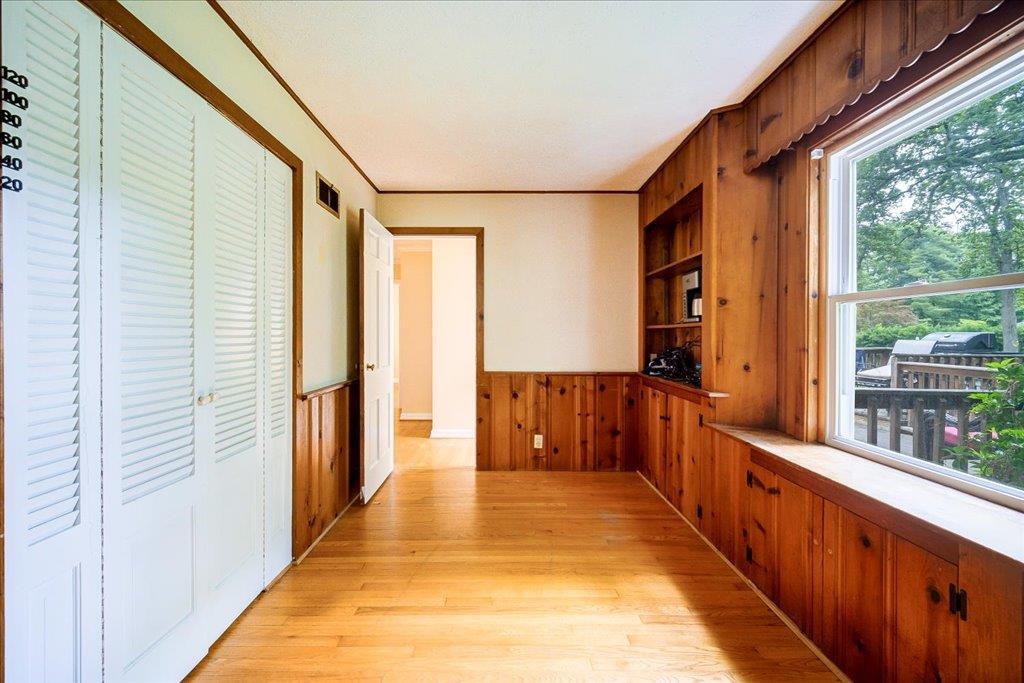 Single Family Seaman  Dutchess County, NY 12601, MLS-880401-18