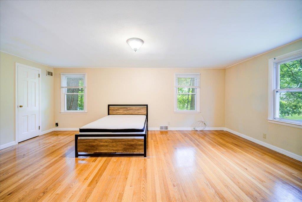 Single Family Seaman  Dutchess County, NY 12601, MLS-880401-22