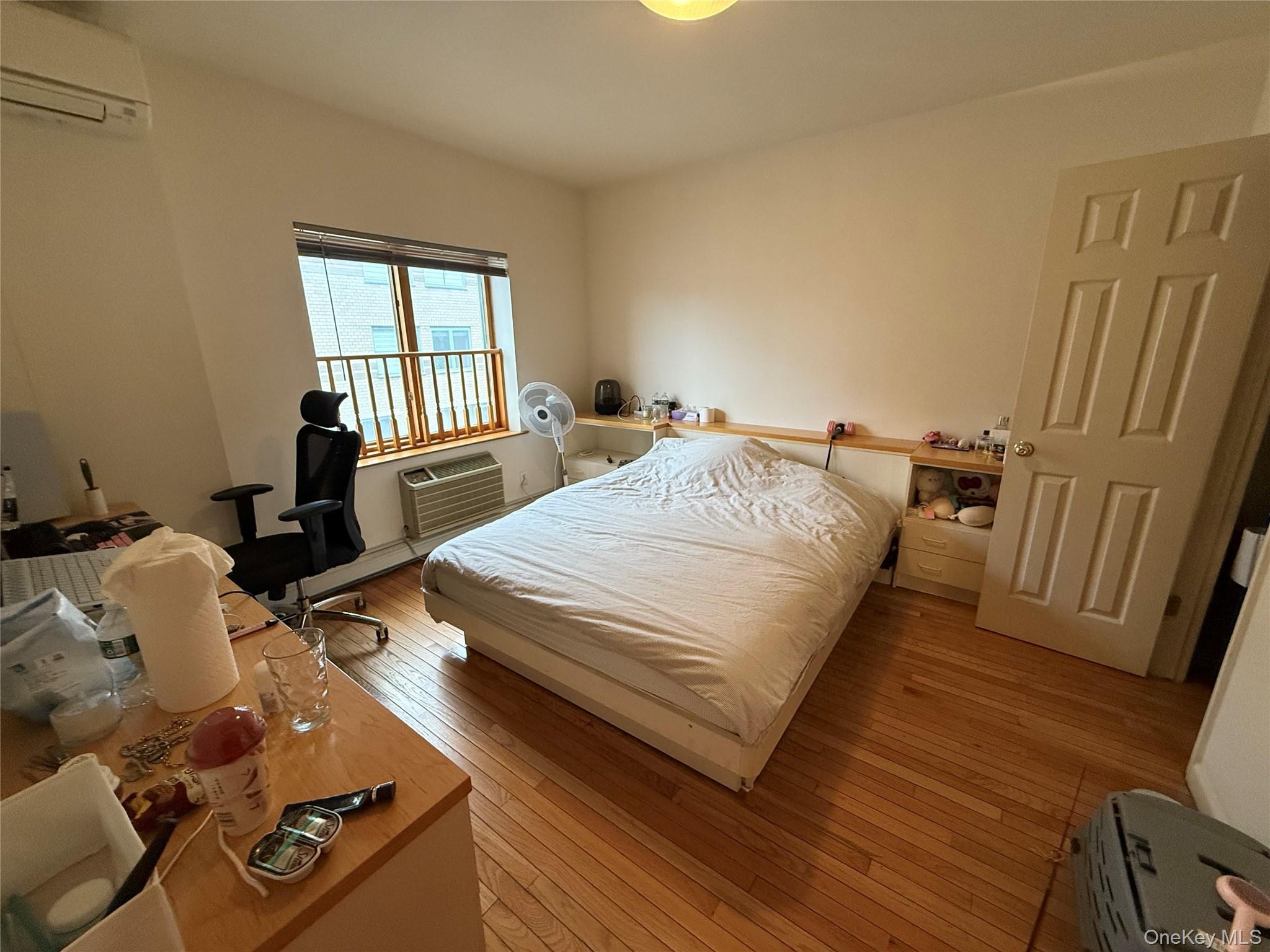 Condo Colden  Queens, NY 11355-4788, MLS-880423-5