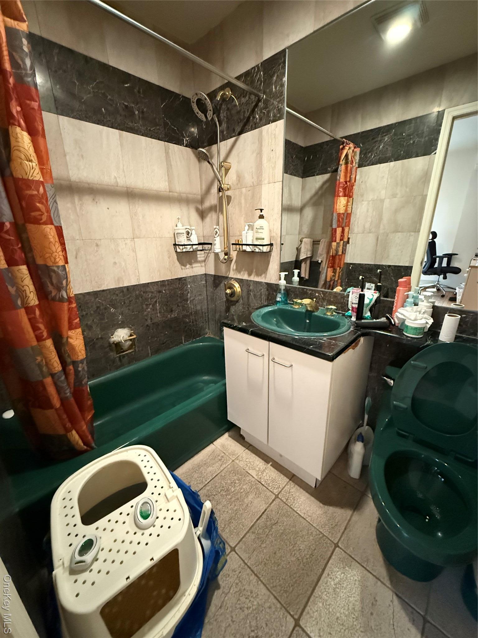 Condo Colden  Queens, NY 11355-4788, MLS-880423-7