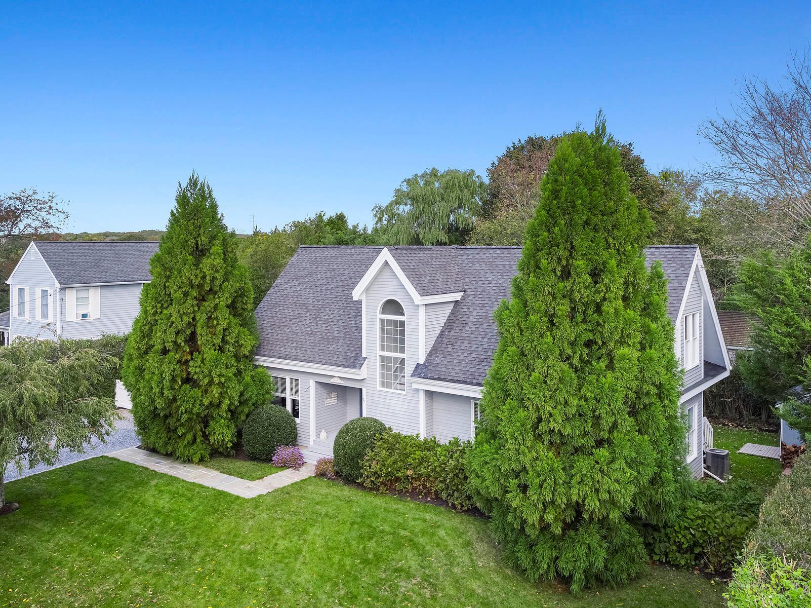 Single Family Howell  Suffolk County, NY 11968, MLS-880425-3