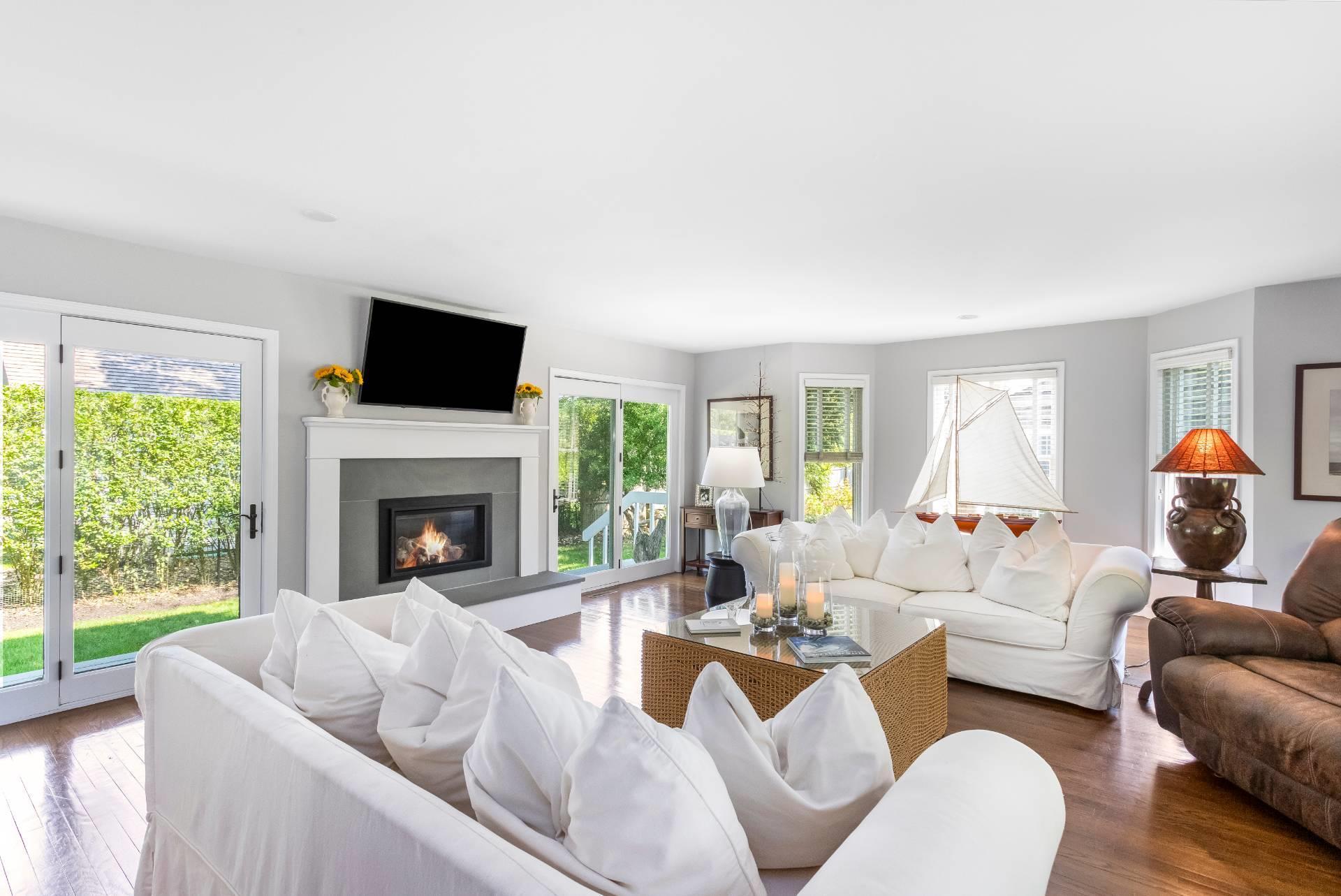 Single Family Howell  Suffolk County, NY 11968, MLS-880425-5