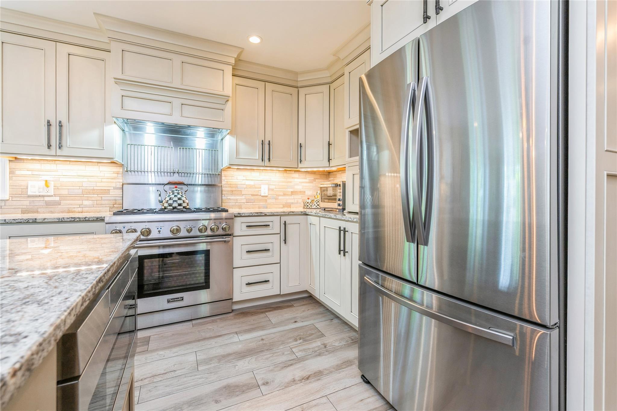 Single Family Hildreth  Suffolk County, NY 11946, MLS-880431-10