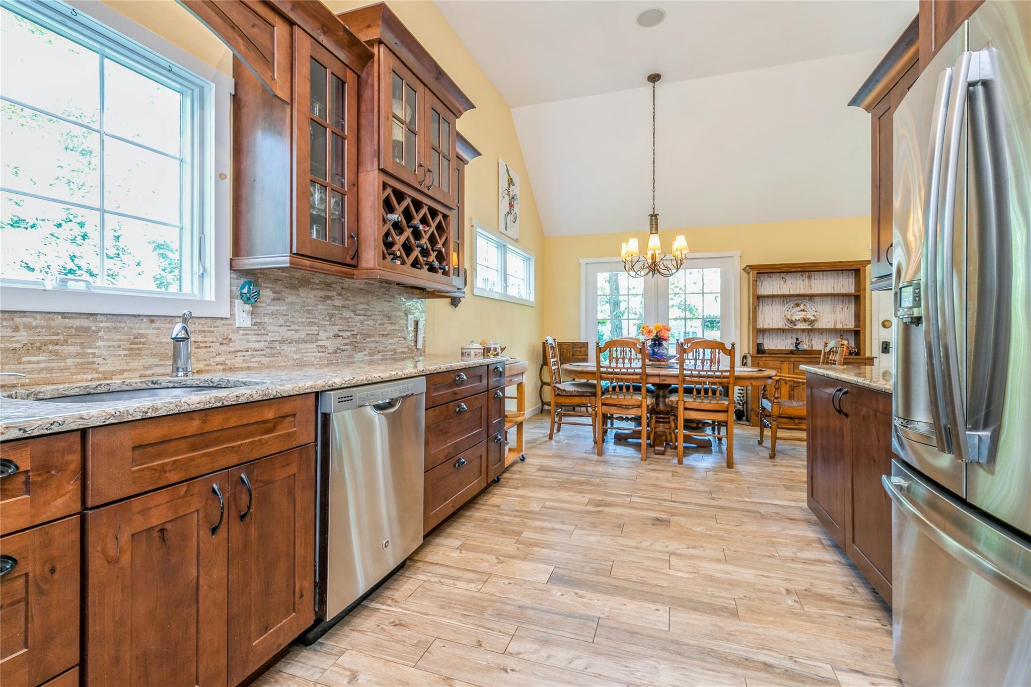 Single Family Hildreth  Suffolk County, NY 11946, MLS-880431-32