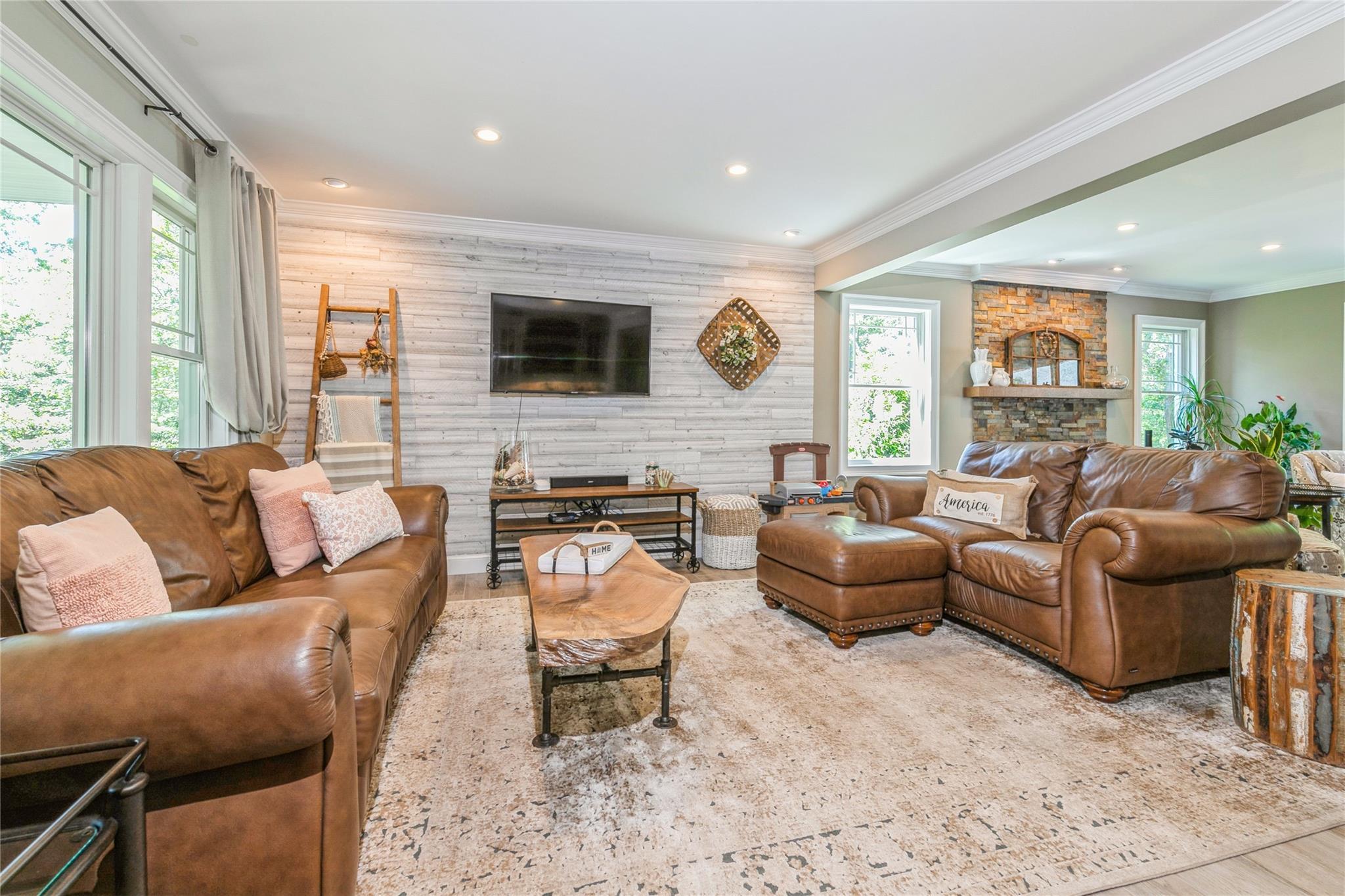 Single Family Hildreth  Suffolk County, NY 11946, MLS-880431-5