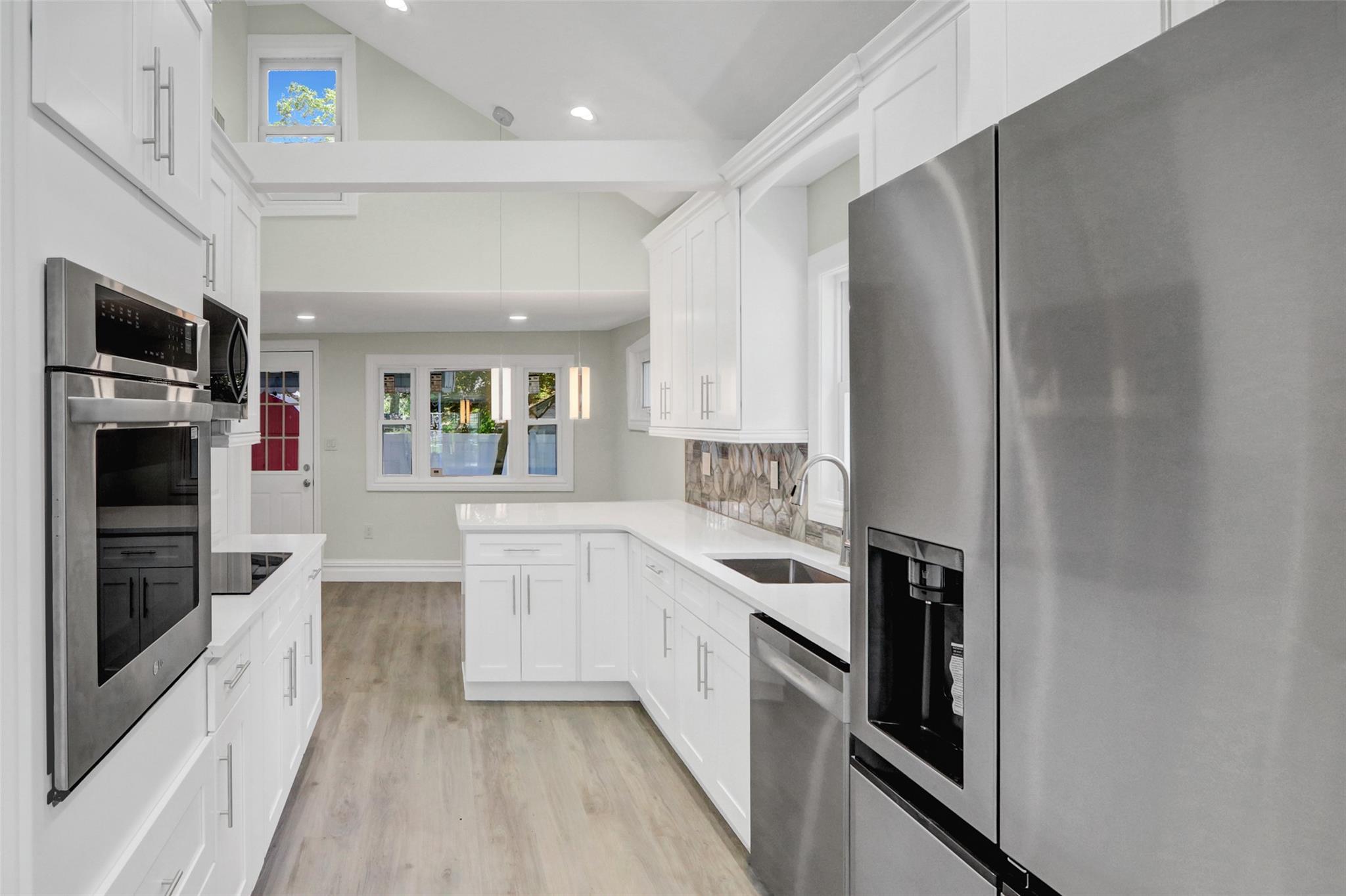 Single Family Eastport  Suffolk County, NY 11789, MLS-880438-6