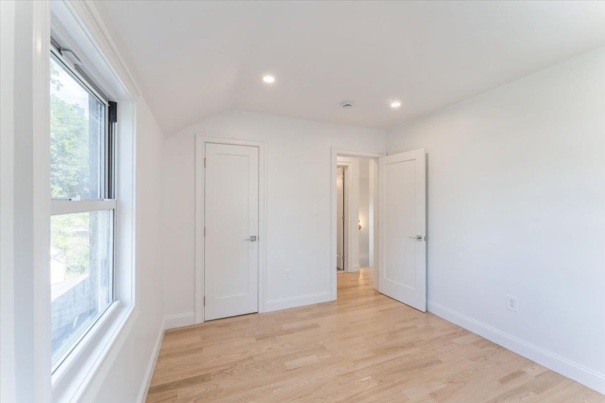 Single Family 173rd  Queens, NY 11434, MLS-880475-16