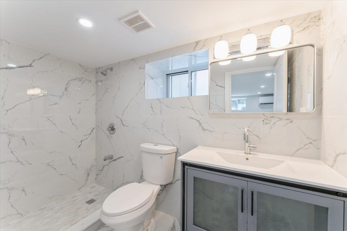 Single Family 173rd  Queens, NY 11434, MLS-880475-20