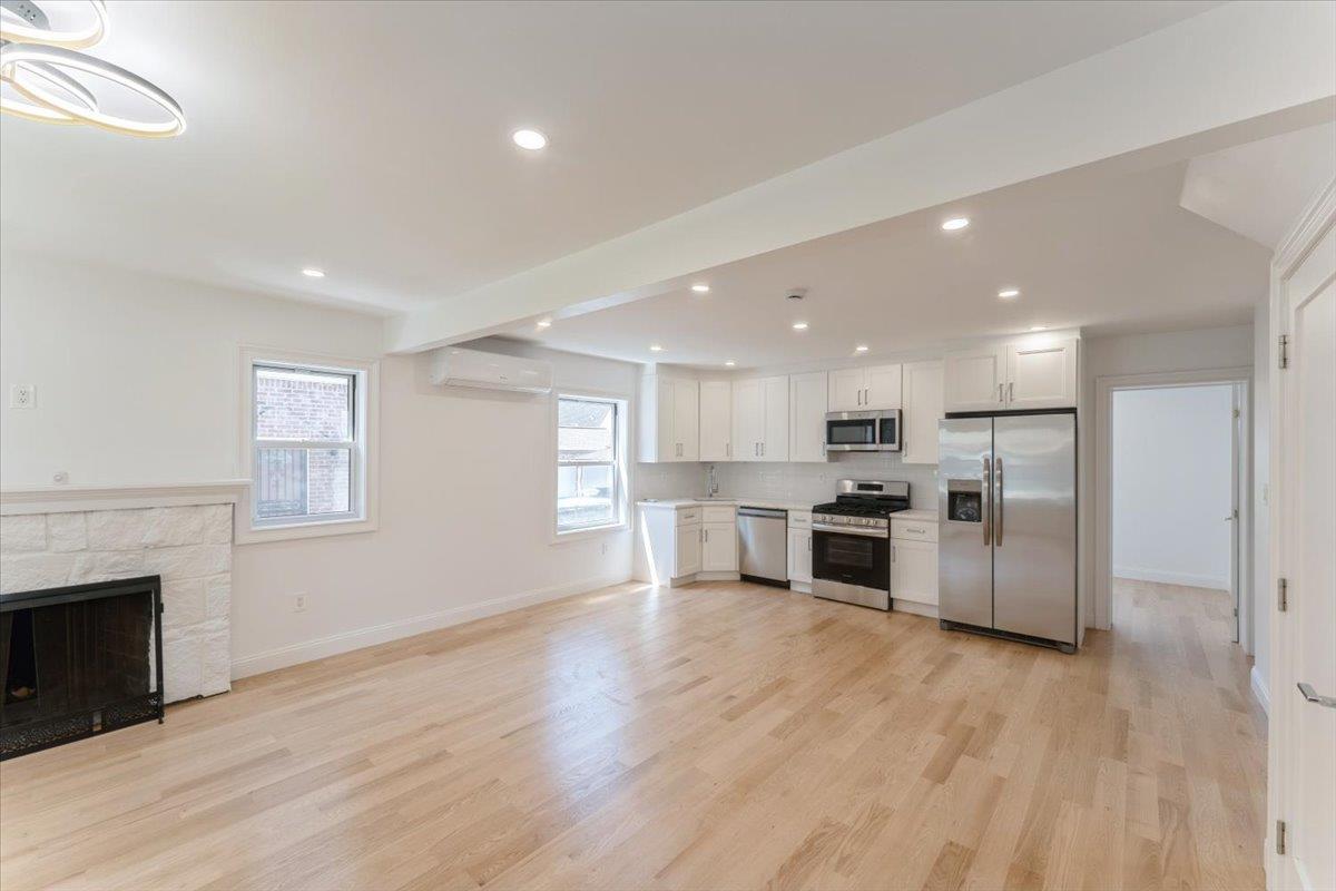 Single Family 173rd  Queens, NY 11434, MLS-880475-5