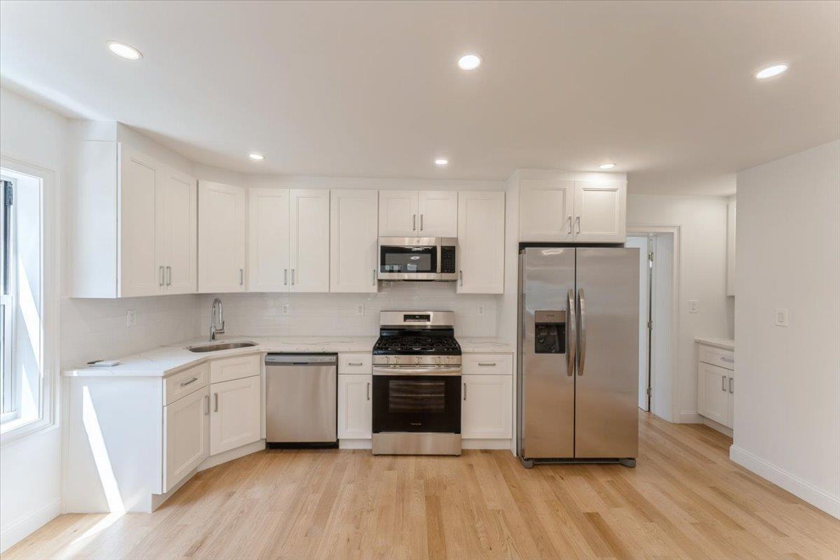 Single Family 173rd  Queens, NY 11434, MLS-880475-8