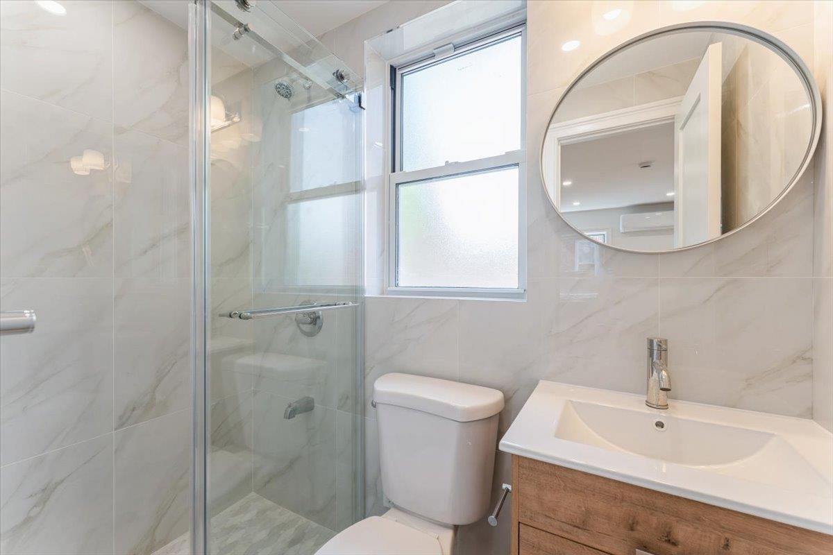 Single Family 173rd  Queens, NY 11434, MLS-880475-9