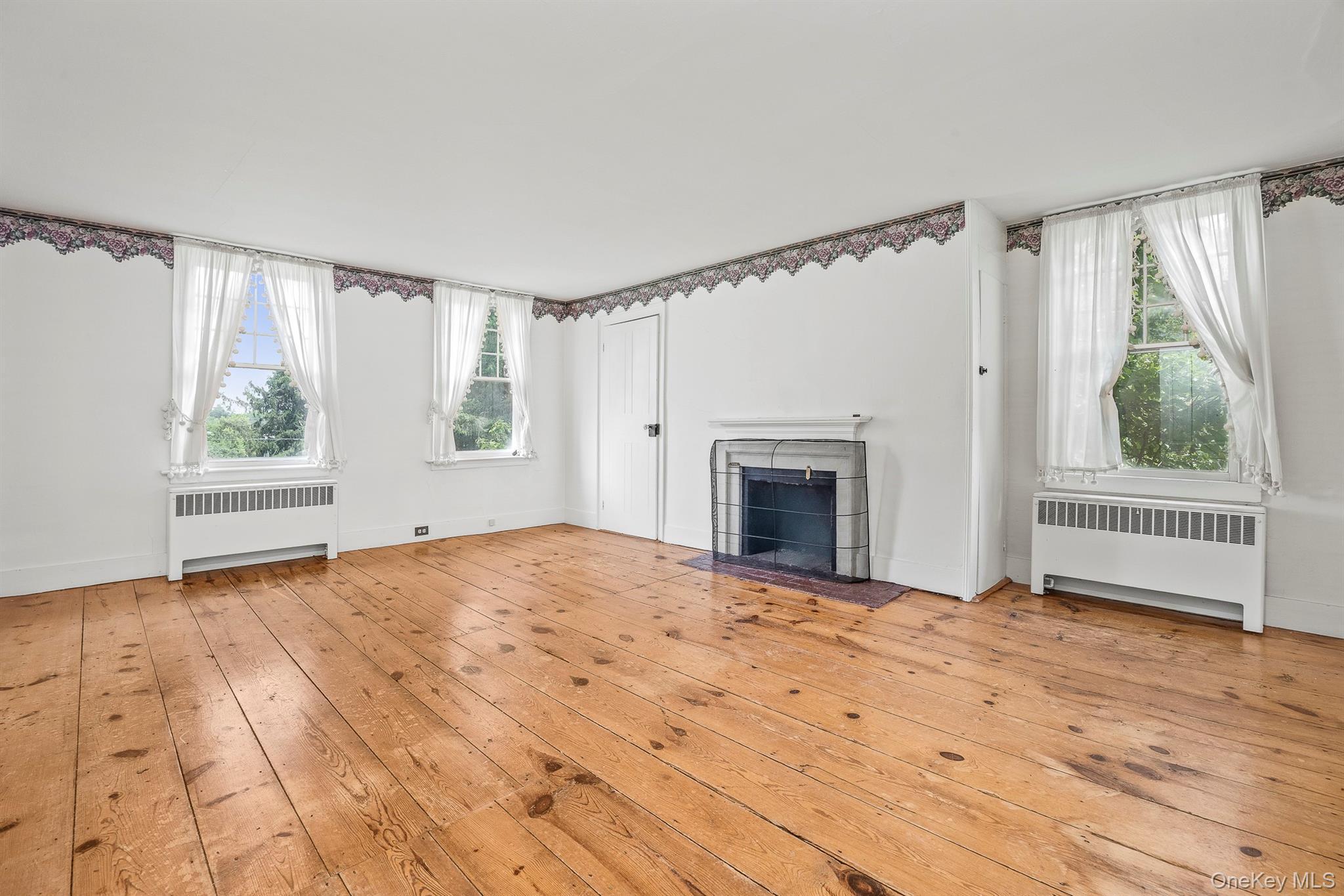 Single Family Route 82 Dutchess County, NY 12567, MLS-880499-22