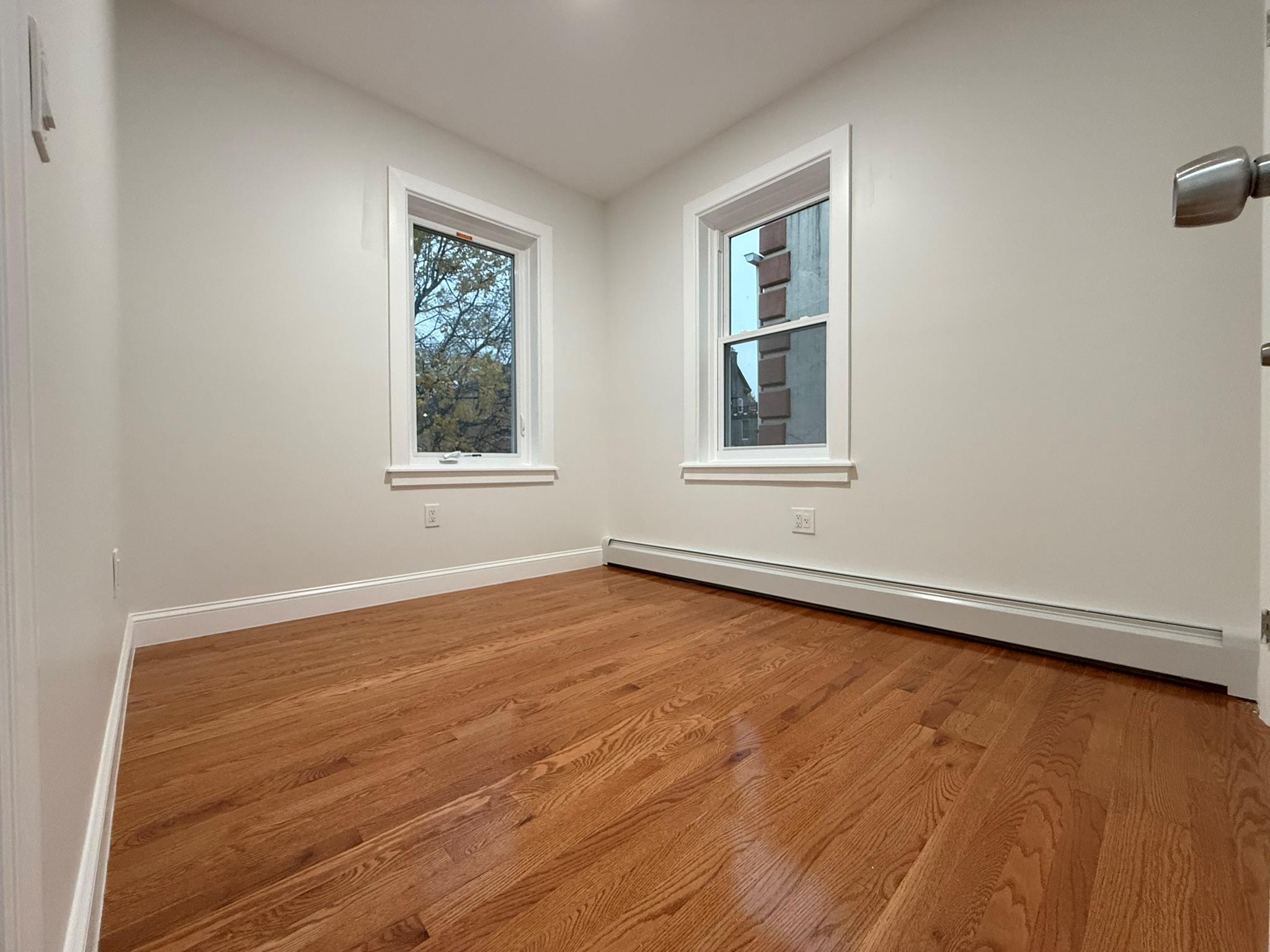 Single Family Boyd  Bronx, NY 10466, MLS-880529-14