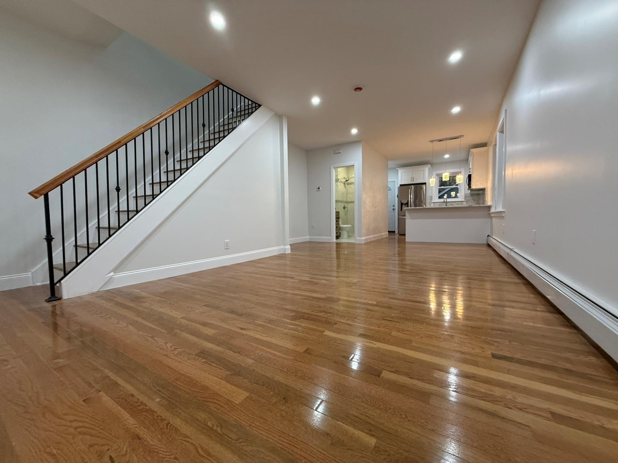 Single Family Boyd  Bronx, NY 10466, MLS-880529-2