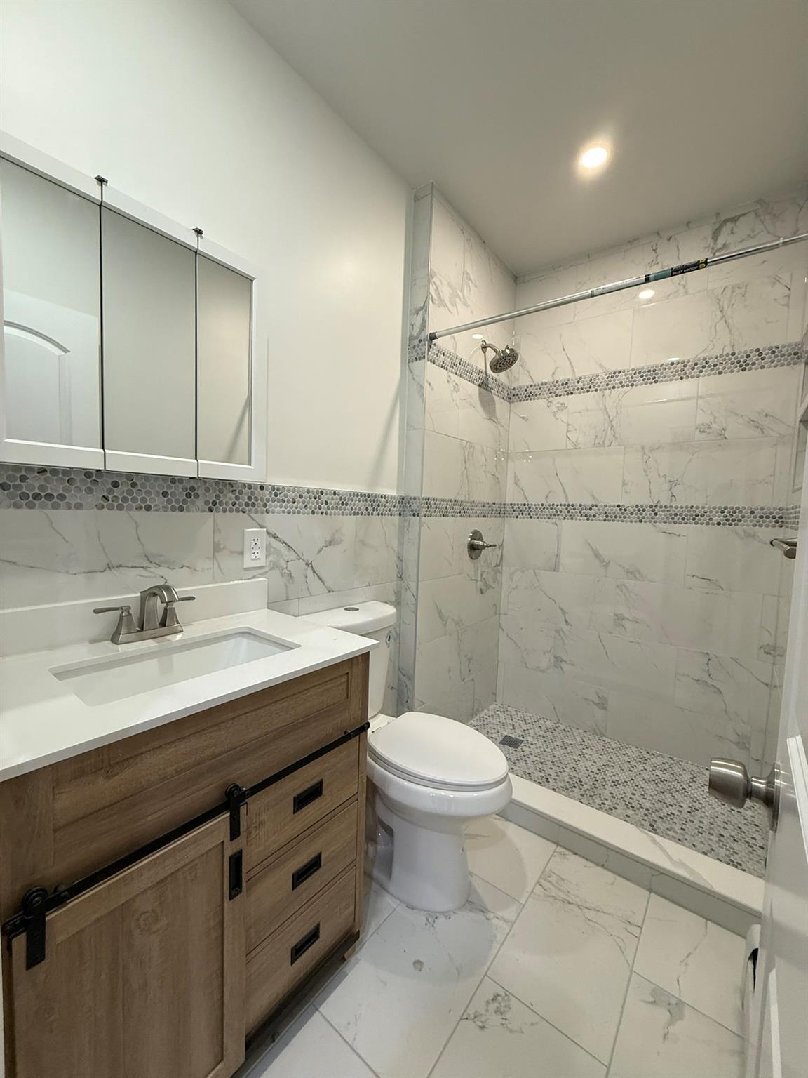 Single Family Boyd  Bronx, NY 10466, MLS-880529-3