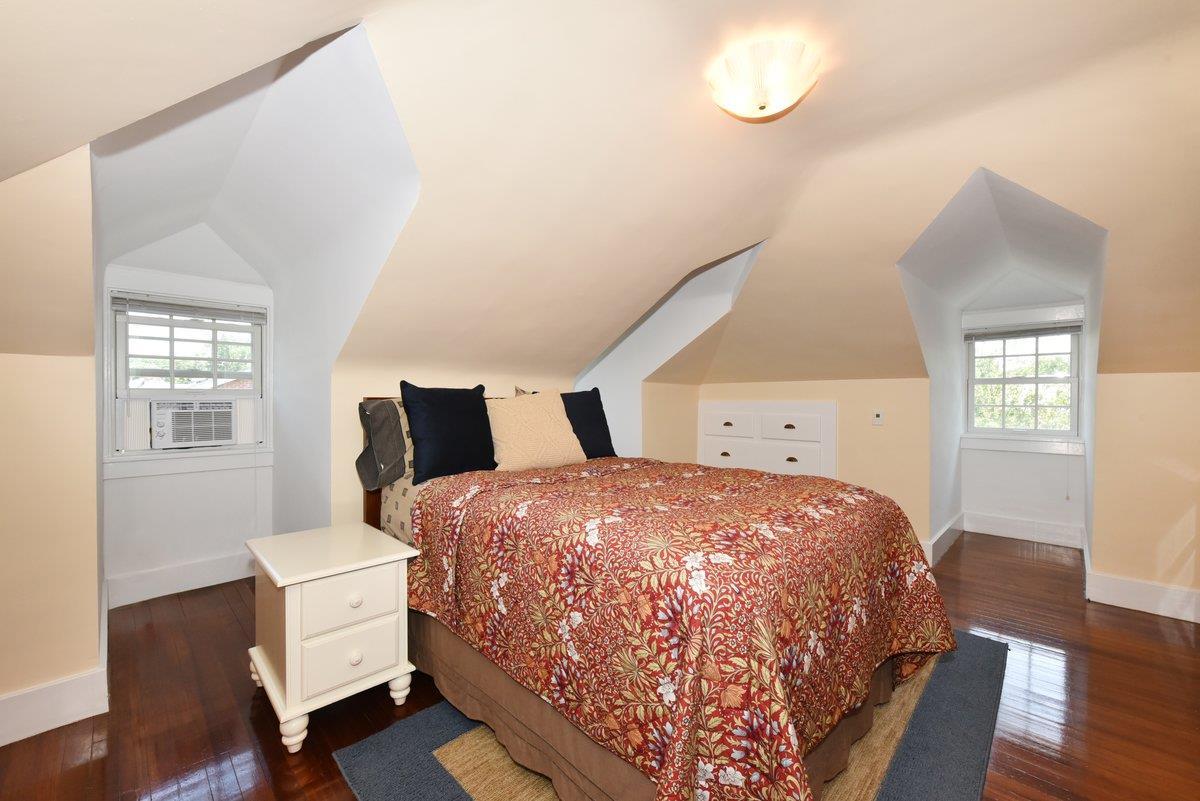 Single Family Nassau  Nassau County, NY 11530, MLS-880544-25