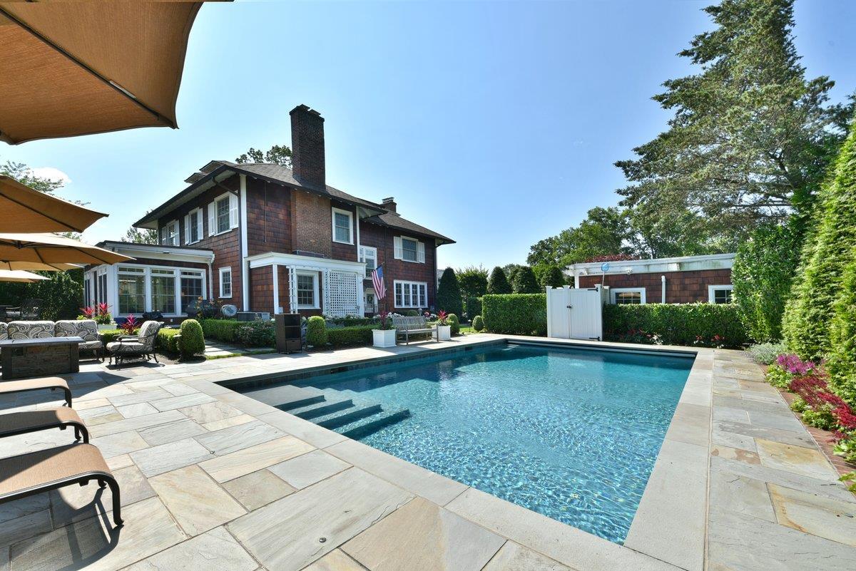 Single Family Nassau  Nassau County, NY 11530, MLS-880544-33