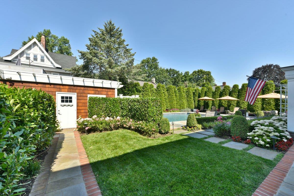 Single Family Nassau  Nassau County, NY 11530, MLS-880544-36