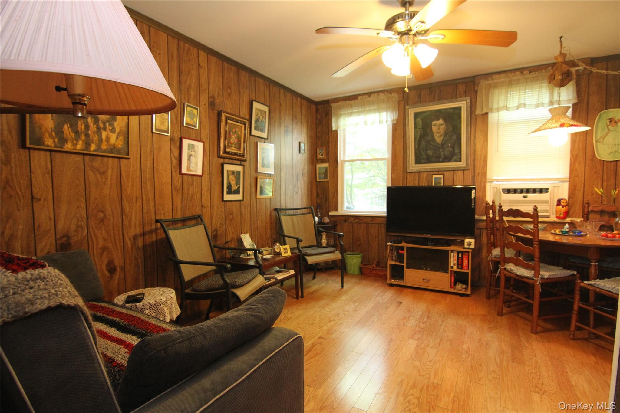 Coop Lexington  Westchester County, NY 10567, MLS-880547-17