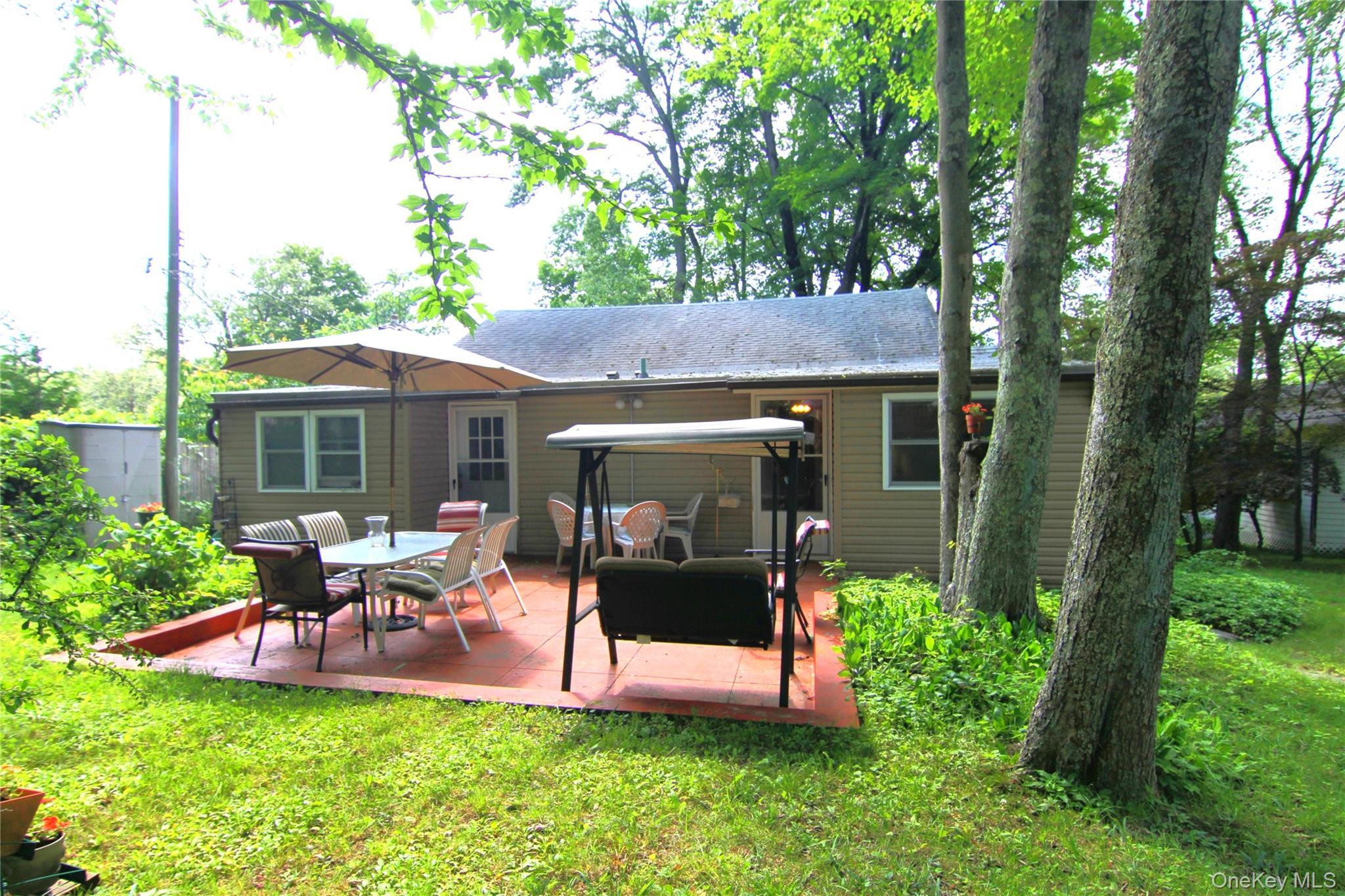 Coop Lexington  Westchester County, NY 10567, MLS-880547-3