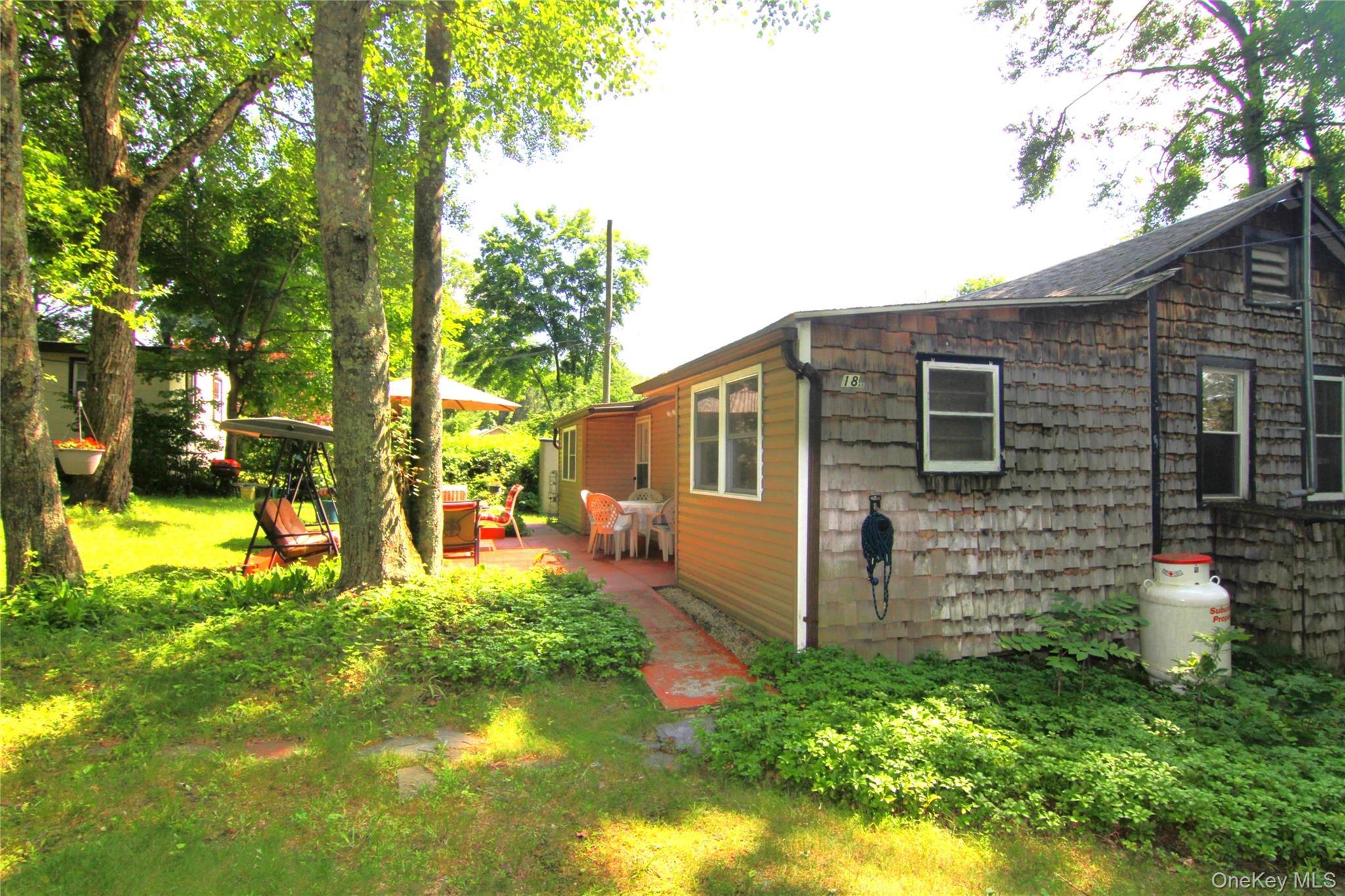 Coop Lexington  Westchester County, NY 10567, MLS-880547-34