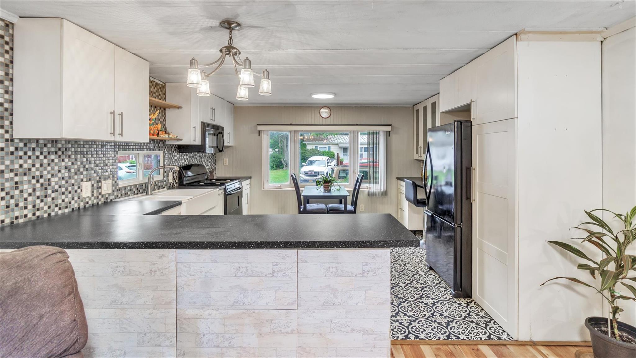 Single Family Daisy  Suffolk County, NY 11716, MLS-880566-7