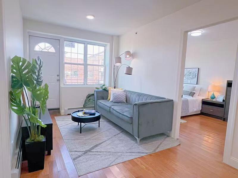 Condo Cherry  Queens, NY 11355, MLS-880569-2