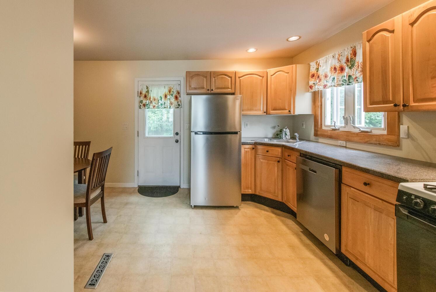 Single Family Van Wyck  Dutchess County, NY 12601, MLS-880573-7