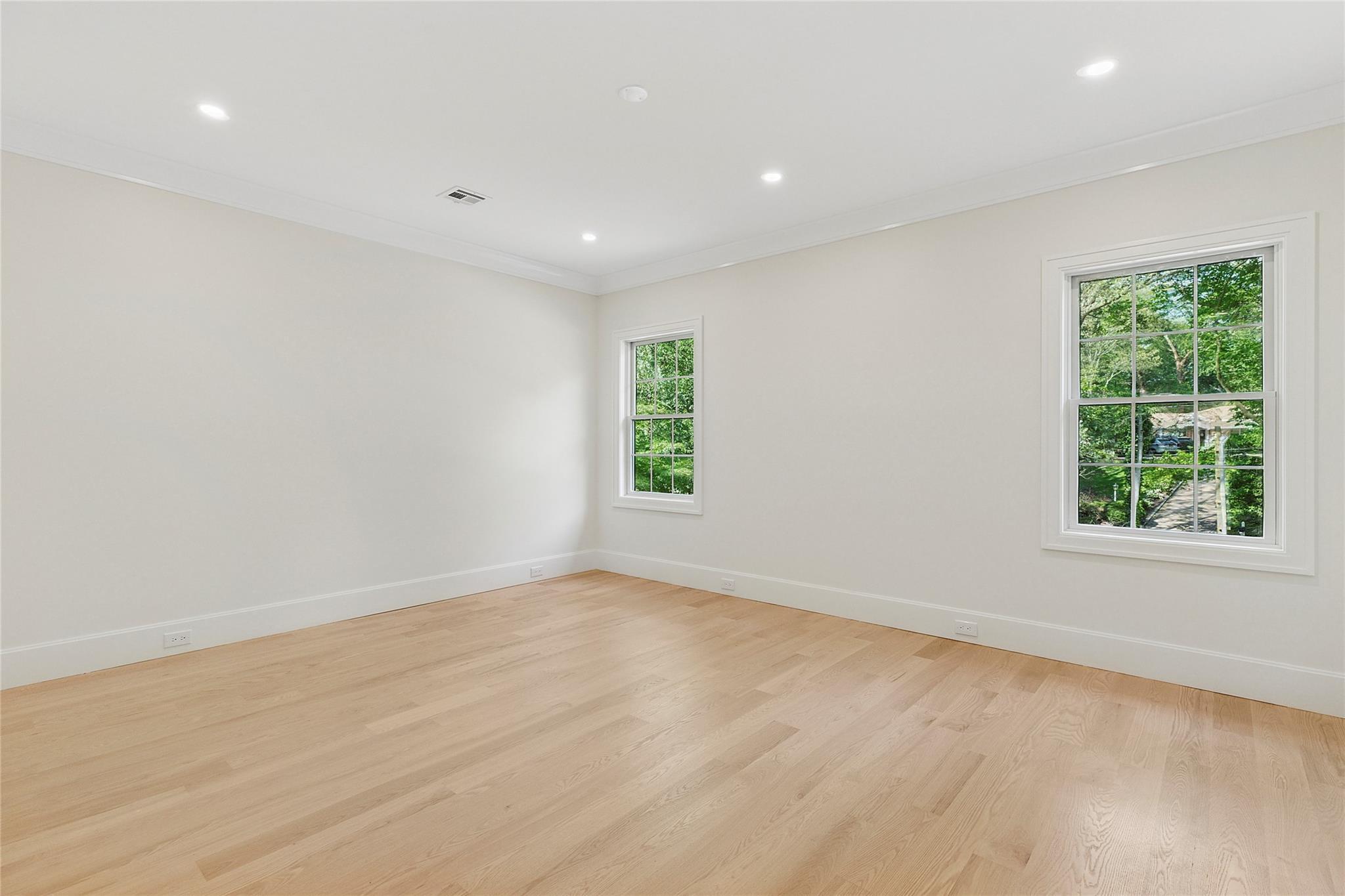 Single Family Chelsea  Suffolk County, NY 11746, MLS-880579-26