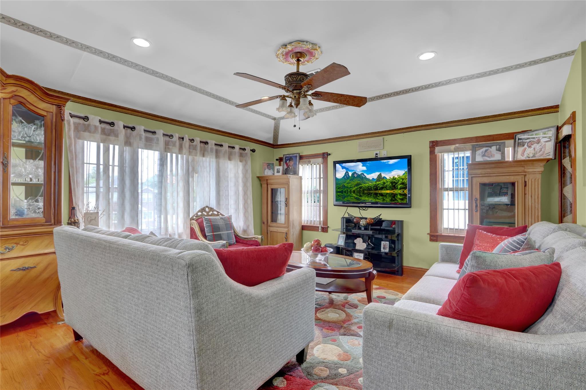 Single Family 239th  Queens, NY 11426, MLS-880625-19