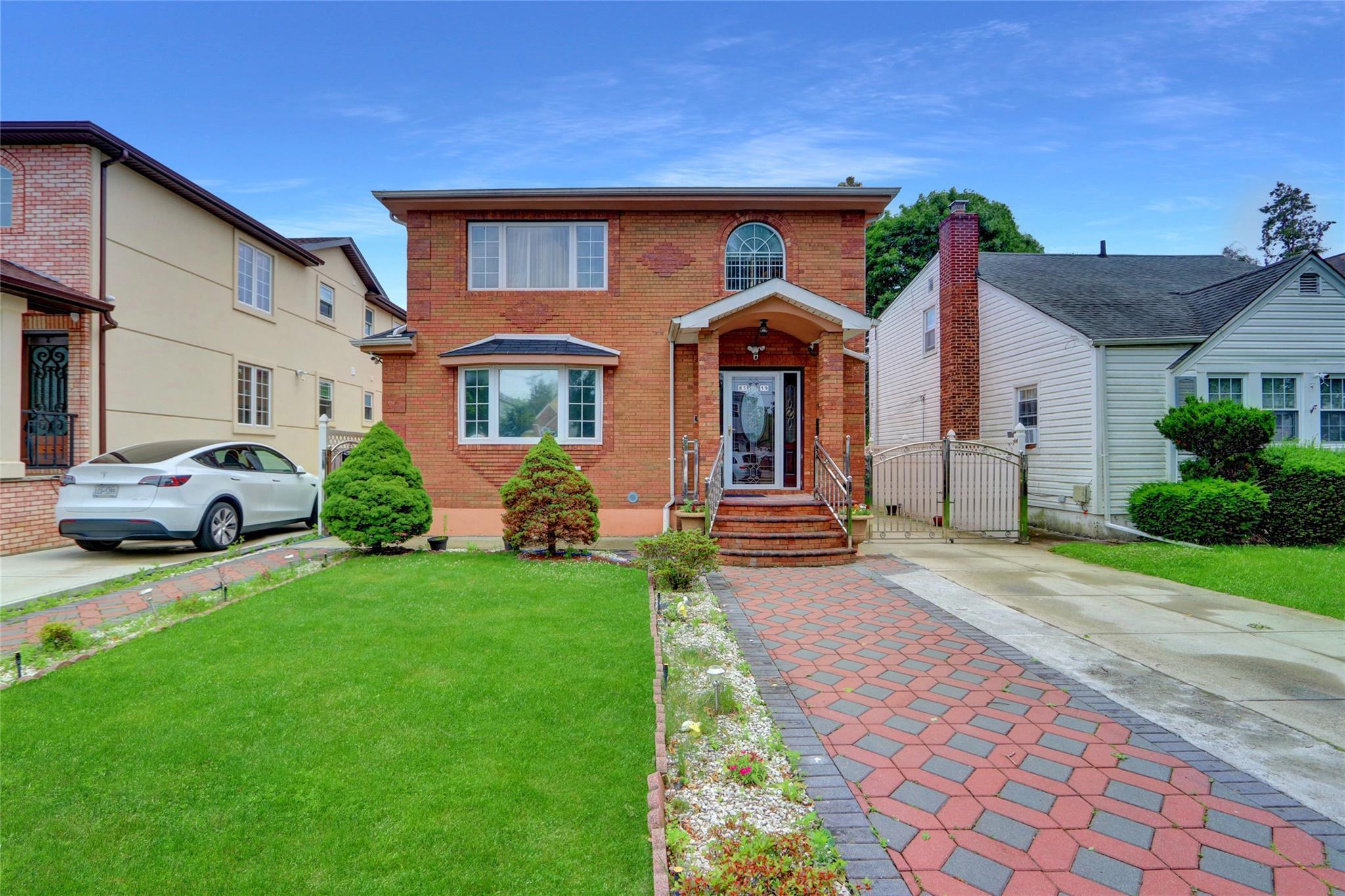 Single Family 239th  Queens, NY 11426, MLS-880625-2