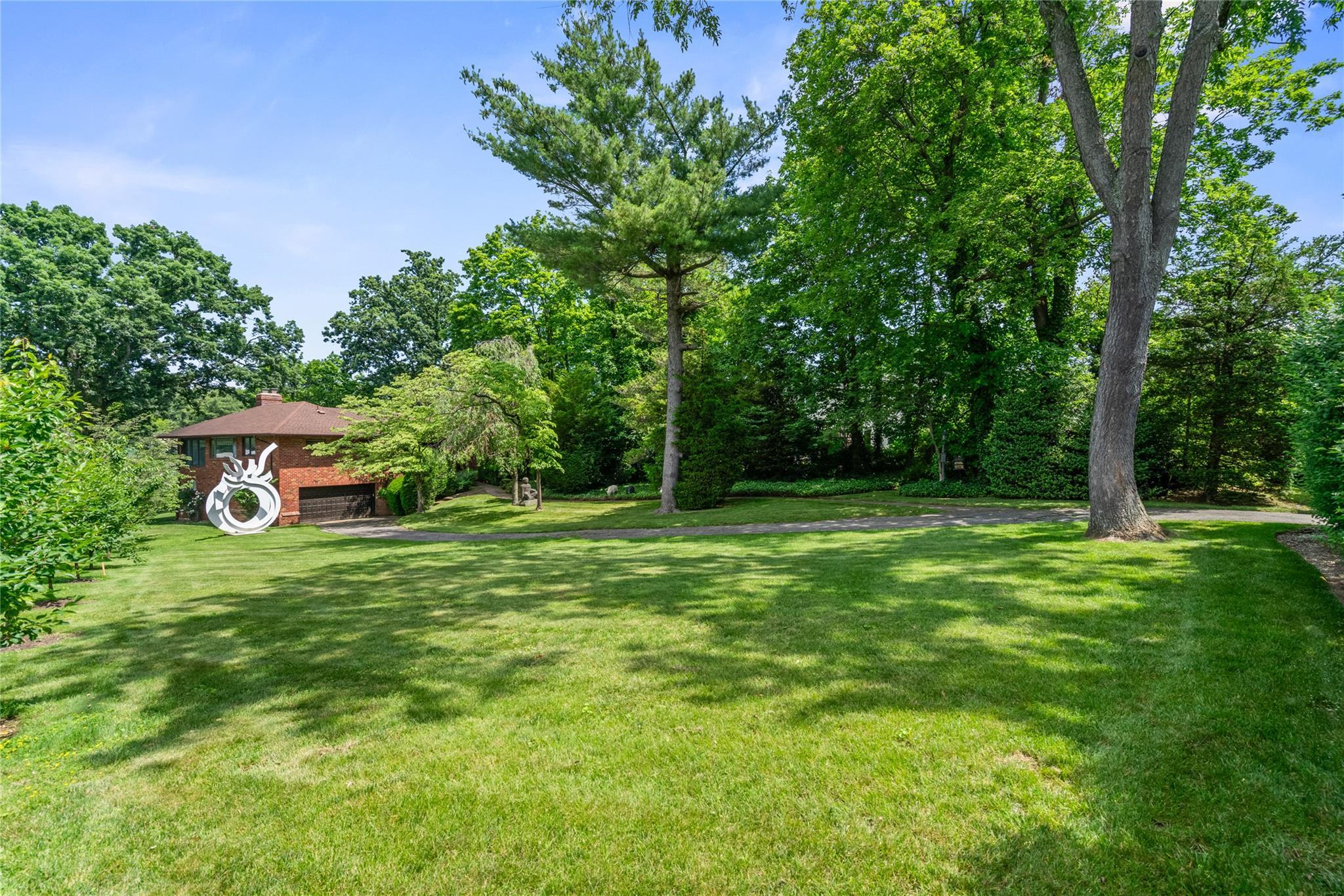 Single Family Gristmill  Nassau County, NY 11023, MLS-880626-5