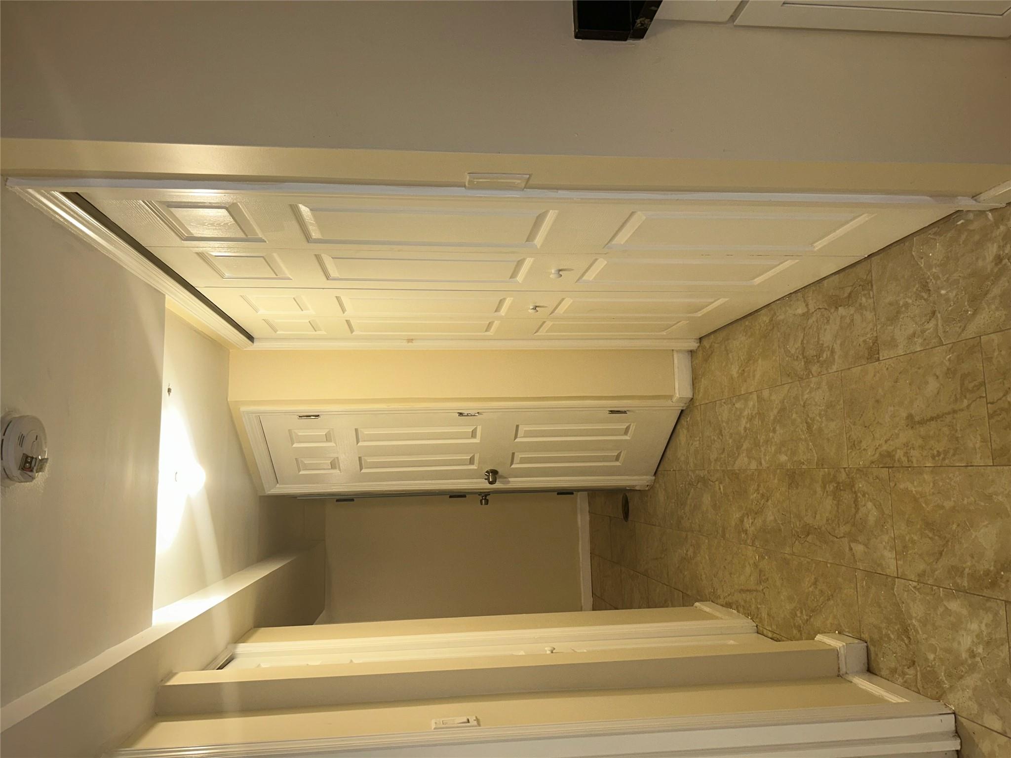 Apartment Martense  Brooklyn, NY 11226, MLS-880631-13