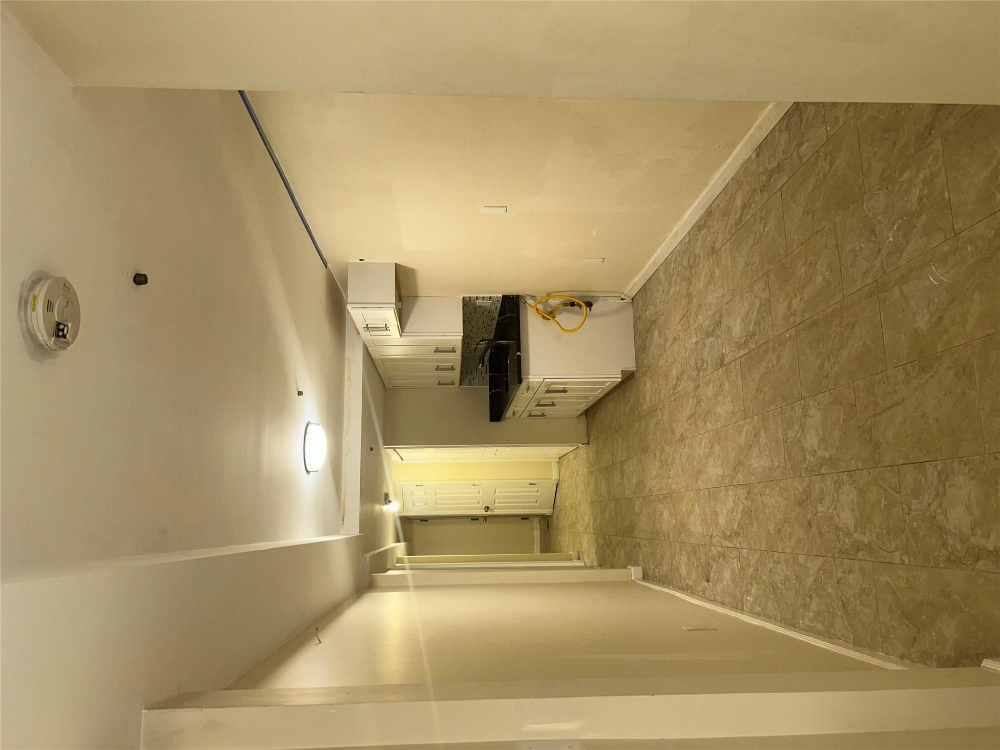 Apartment Martense  Brooklyn, NY 11226, MLS-880631-2