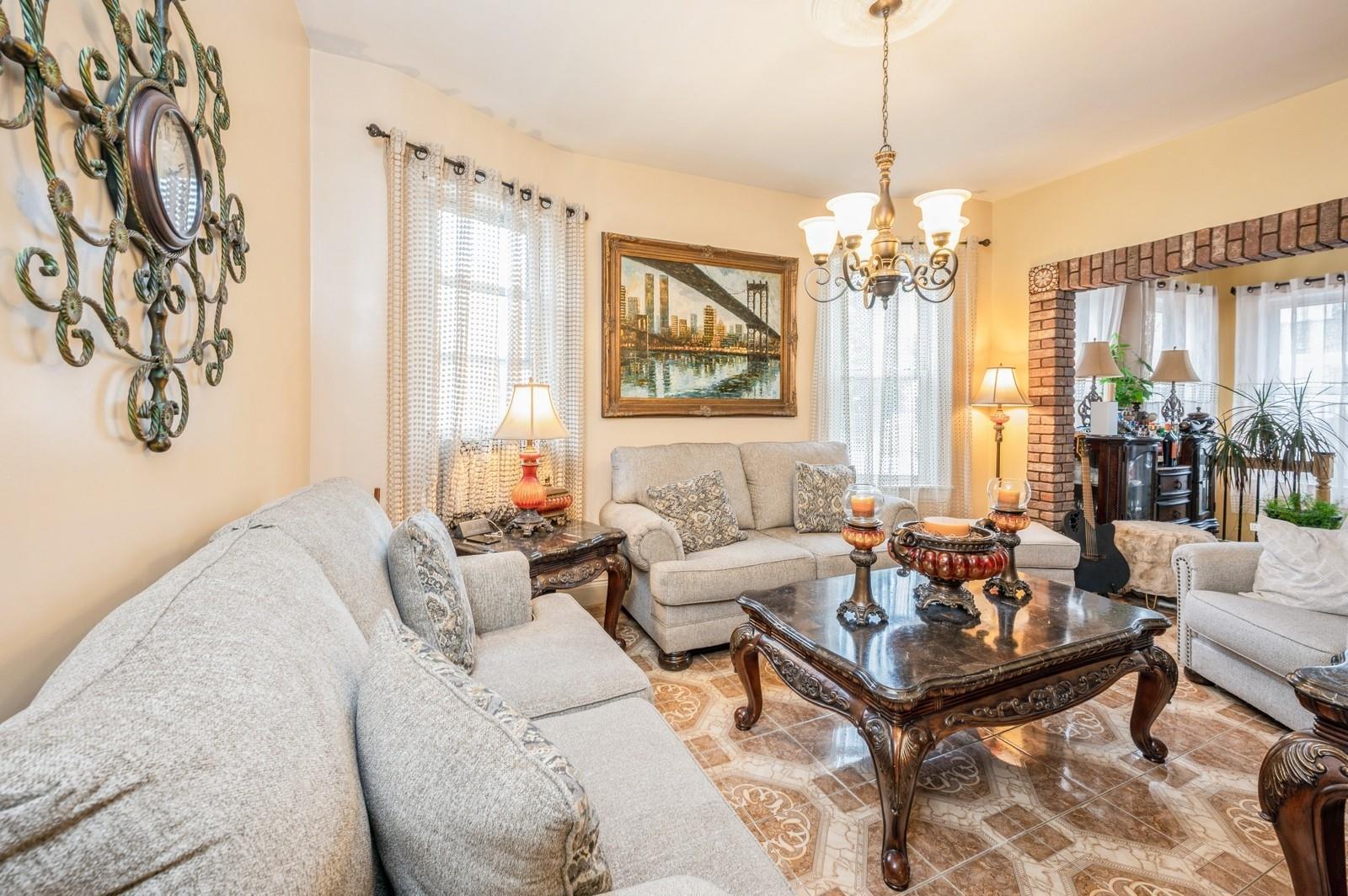 Single Family Kinsella  Bronx, NY 10462, MLS-880640-9