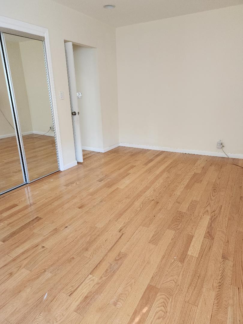 Single Family 46 Rd  Queens, NY 11361, MLS-880643-10