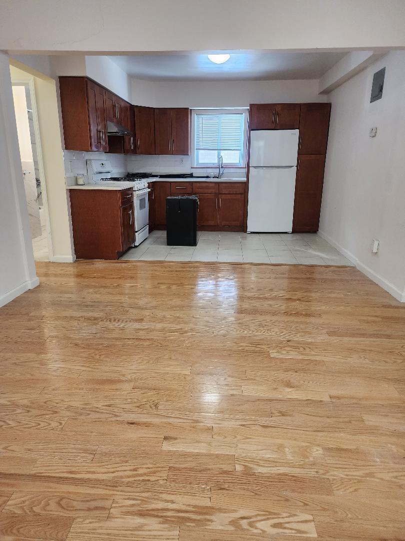 Single Family 46 Rd  Queens, NY 11361, MLS-880643-11