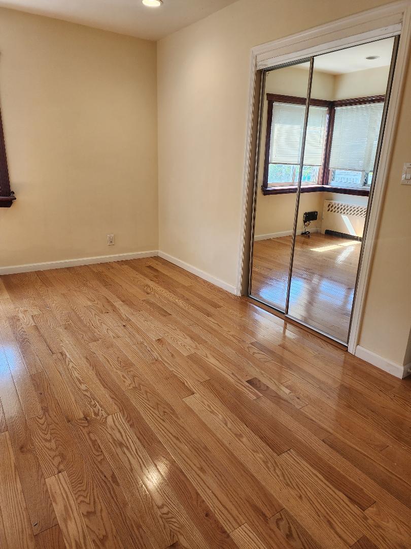 Single Family 46 Rd  Queens, NY 11361, MLS-880643-12