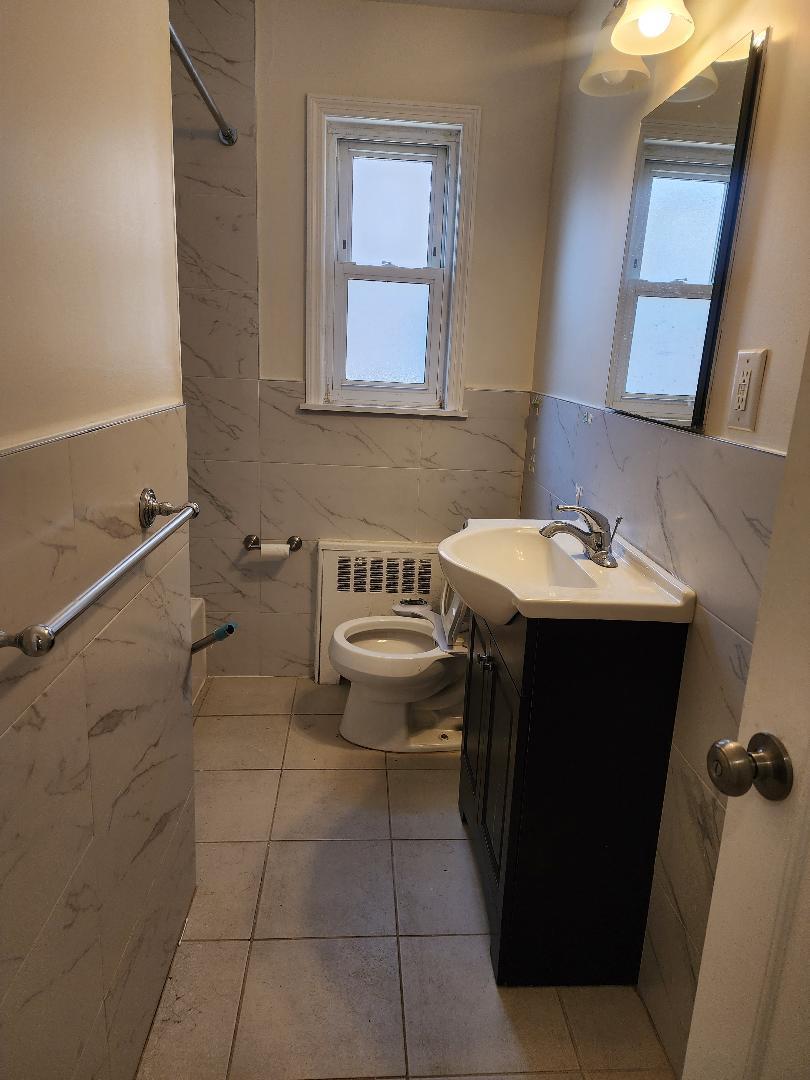 Single Family 46 Rd  Queens, NY 11361, MLS-880643-3