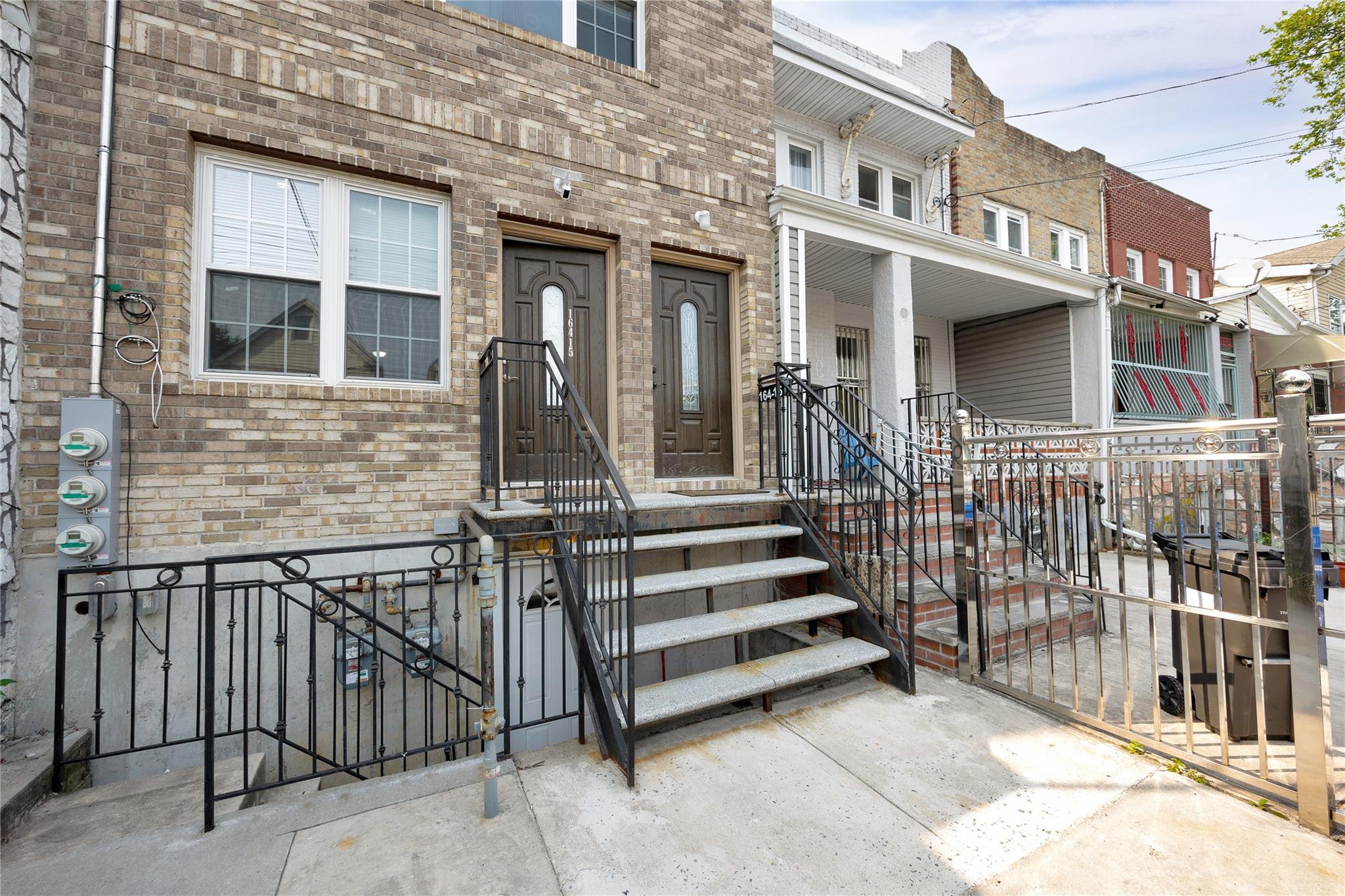 Single Family 104th Rd  Queens, NY 11433, MLS-880651-2