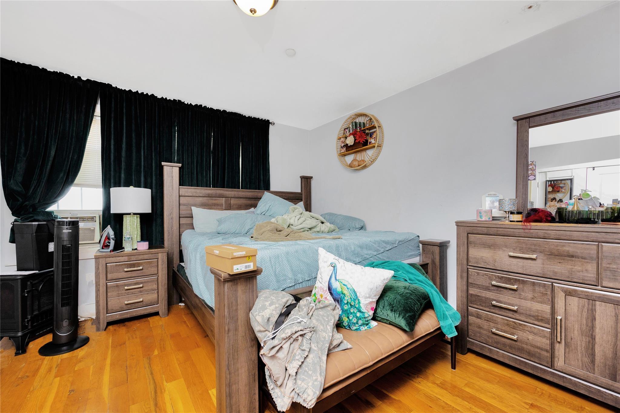 Single Family 104th Rd  Queens, NY 11433, MLS-880651-24