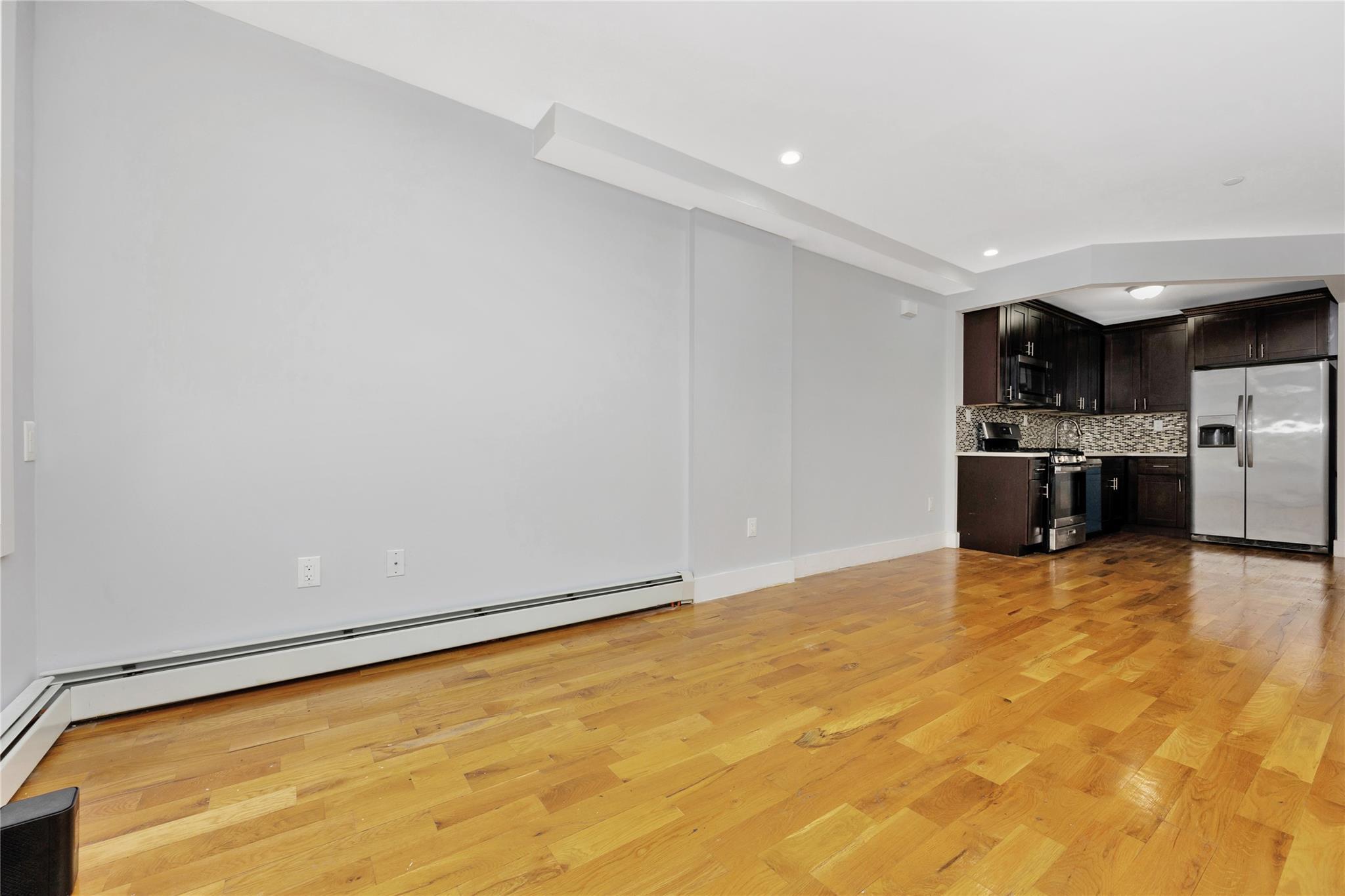 Single Family 104th Rd  Queens, NY 11433, MLS-880651-5