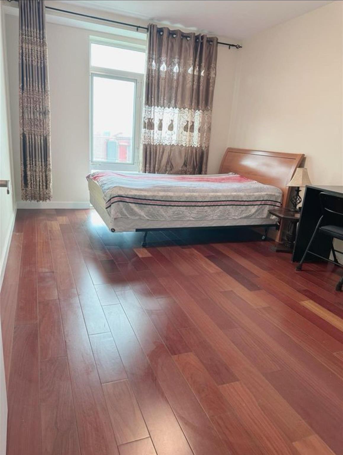 Condo 37th  Queens, NY 11368, MLS-880655-3
