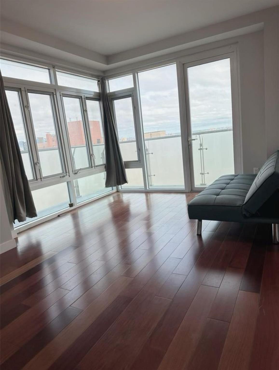 Condo 37th  Queens, NY 11368, MLS-880655-4