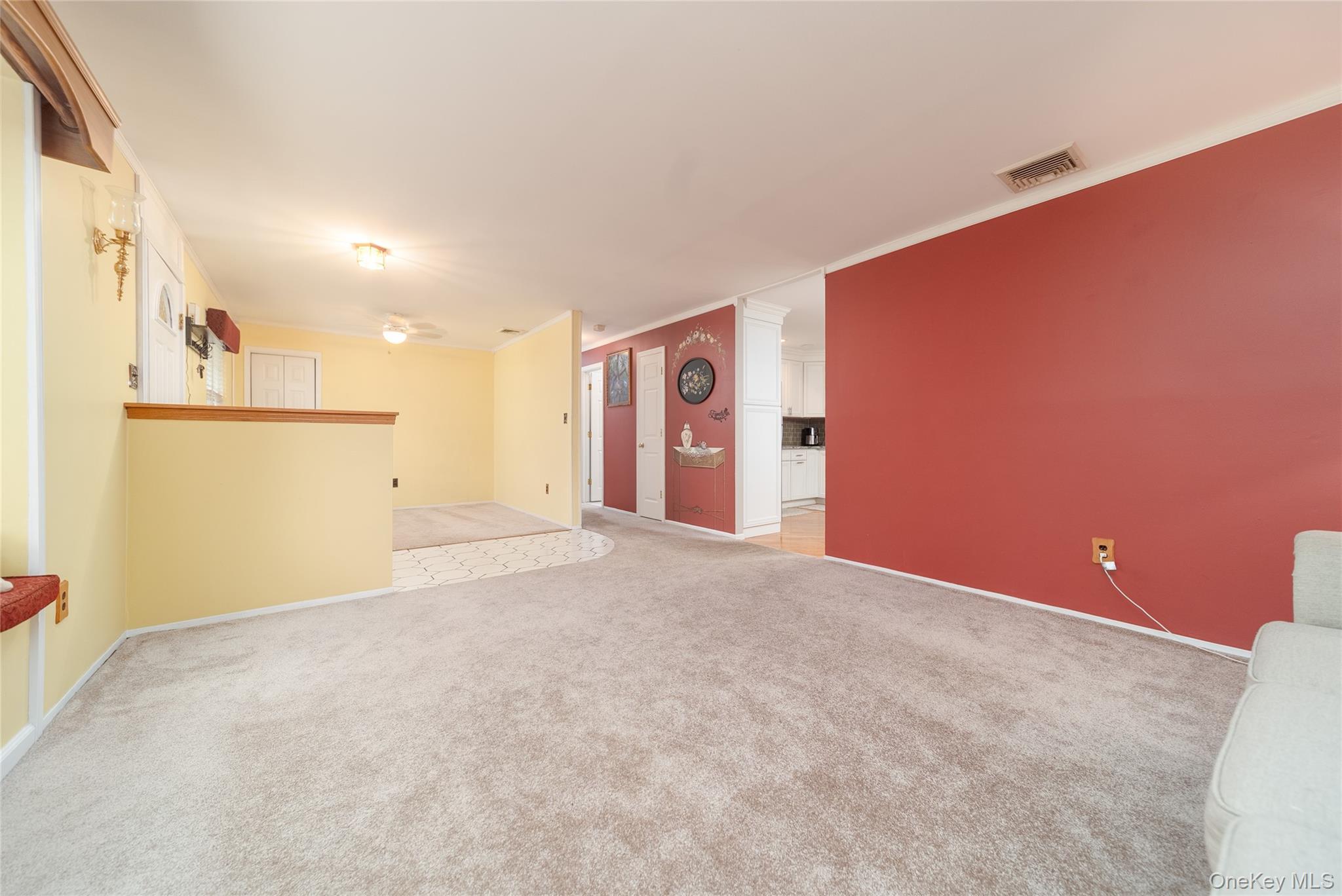 Single Family Howe Suffolk County, NY 11727, MLS-880656-11