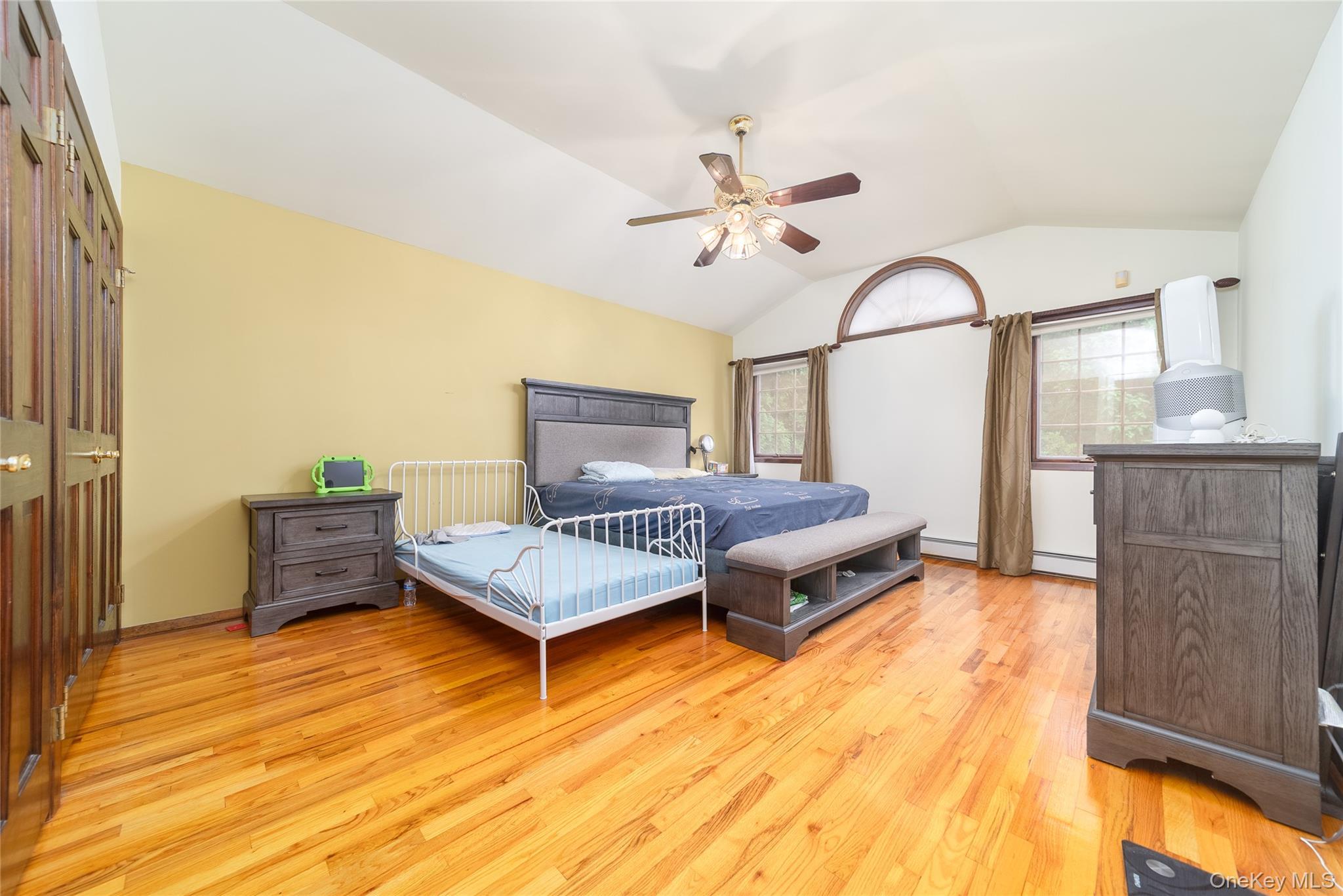 Single Family Howe Suffolk County, NY 11727, MLS-880656-13